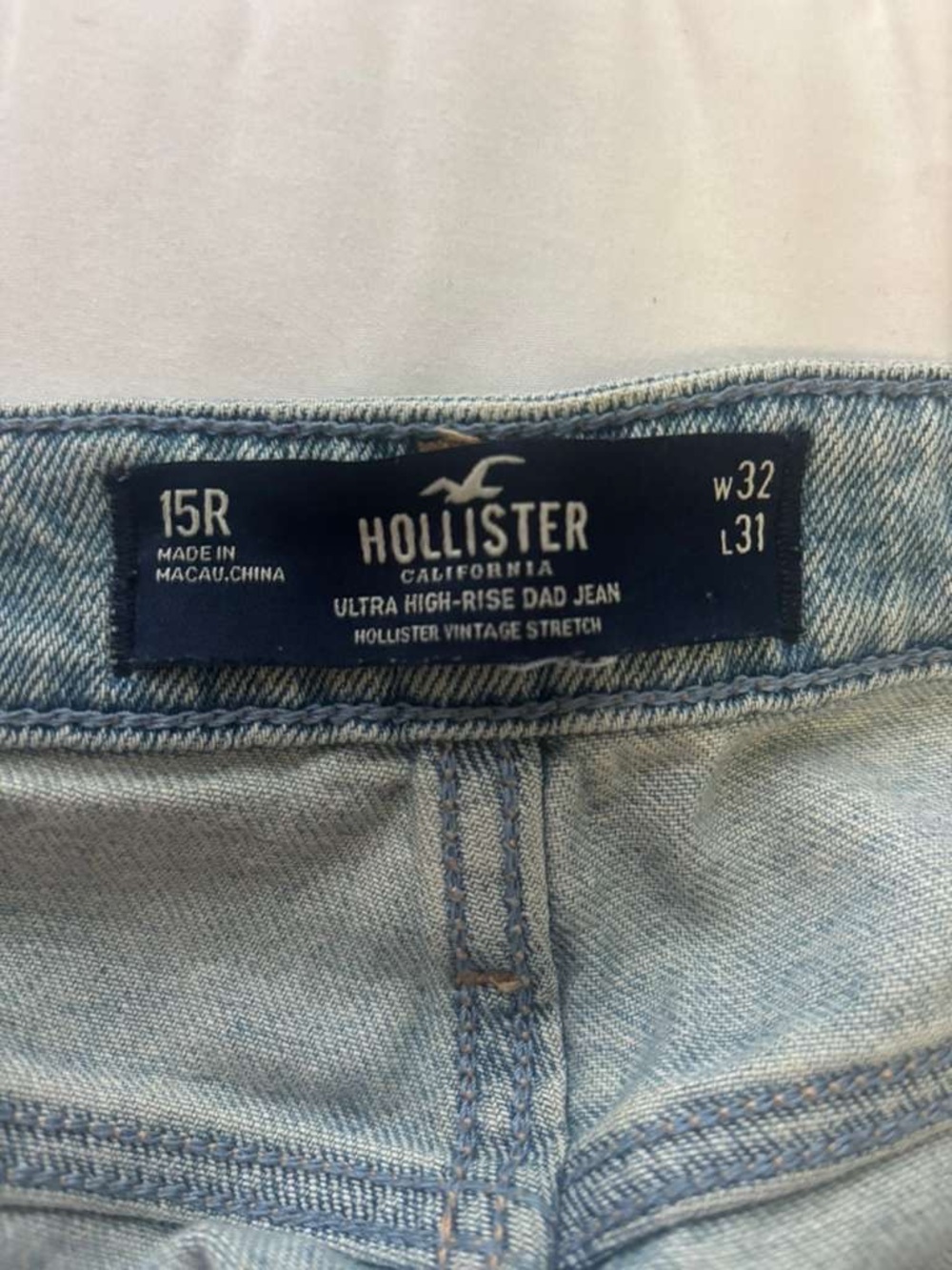 Hollister Women's Light Blue Butterfly Print Wide-Leg Jeans - Picture 5 of 5